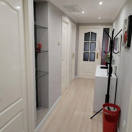 Con Parking Privado Gratis Incluido Apartman *